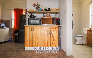 5 Bedroom House For Sale in Outjo