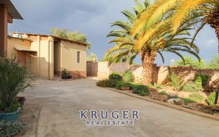 5 Bedroom House For Sale in Outjo