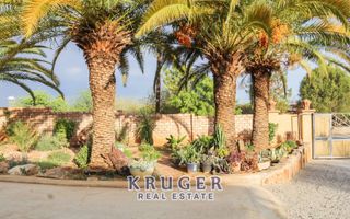 5 Bedroom House For Sale in Outjo