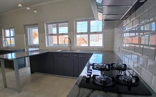 7 Bedroom House For Sale in Auasblick, Windhoek
