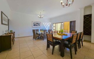 4 Bedroom House For Sale in Long Beach