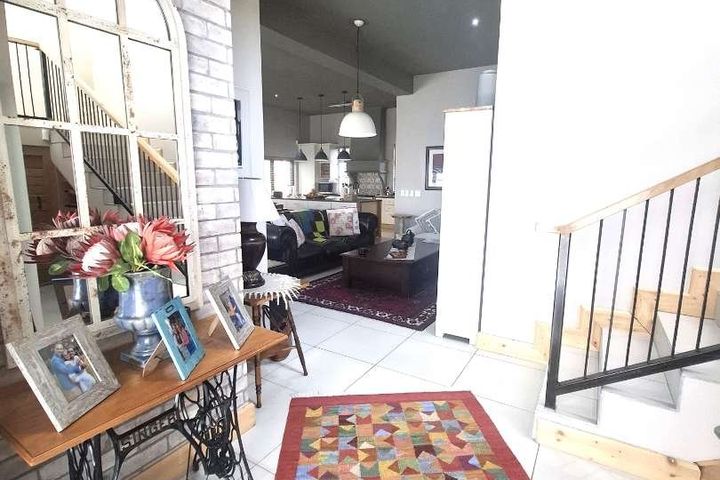 3 Bedroom House For Sale in Klein Windhoek, Windhoek