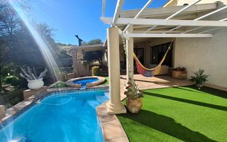 6 Bedroom House For Sale in Suiderhof, Windhoek