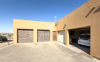 8 Bedroom Small Holding / Plot For Sale in River Plots, Swak...