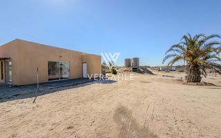 8 Bedroom Small Holding / Plot For Sale in River Plots, Swak...
