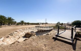 8 Bedroom Small Holding / Plot For Sale in River Plots, Swak...