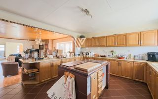 8 Bedroom Small Holding / Plot For Sale in River Plots, Swak...