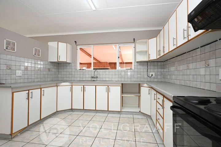 4 Bedroom House To Rent in Swakopmund Ext 8, Swakopmund