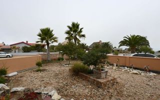 5 Bedroom House To Rent in Hage Heights, Swakopmund
