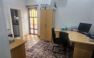 Office / Retail / Mixed Use For Sale in Windhoek Central, Wi...
