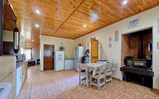 7 Bedroom Small Holding / Plot For Sale in Usakos