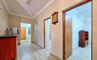 7 Bedroom Small Holding / Plot For Sale in Usakos