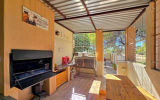 7 Bedroom Small Holding / Plot For Sale in Usakos