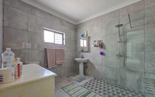 7 Bedroom Small Holding / Plot For Sale in Usakos