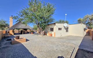 7 Bedroom Small Holding / Plot For Sale in Usakos