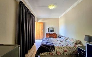 7 Bedroom Small Holding / Plot For Sale in Usakos