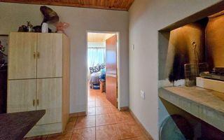 7 Bedroom Small Holding / Plot For Sale in Usakos
