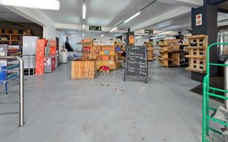 Office / Retail / Mixed Use For Sale in Dolphin Beach