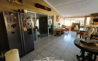 4 Bedroom House For Sale in Usakos