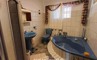4 Bedroom House For Sale in Usakos