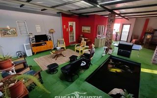 4 Bedroom House For Sale in Usakos