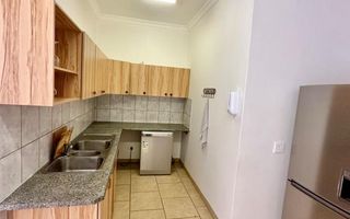4 Bedroom House For Sale in Long Beach
