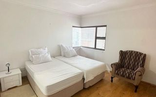 4 Bedroom House For Sale in Long Beach