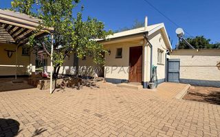 5 Bedroom House For Sale in Otjiwarongo