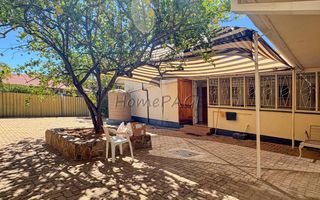 5 Bedroom House For Sale in Otjiwarongo