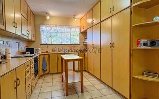 5 Bedroom House For Sale in Otjiwarongo