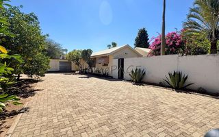 5 Bedroom House For Sale in Otjiwarongo
