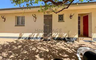 5 Bedroom House For Sale in Otjiwarongo