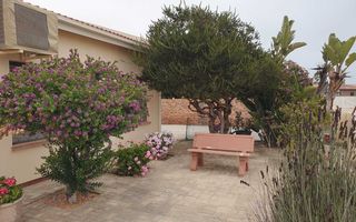 4 Bedroom House For Sale in Henties Bay Central, Henties Bay