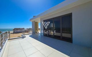 4 Bedroom House For Sale in Afrodite Beach
