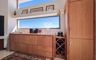 4 Bedroom House For Sale in Afrodite Beach