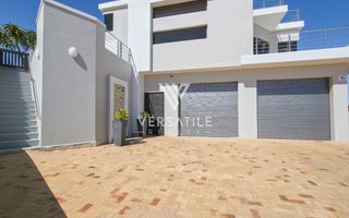 4 Bedroom House For Sale in Afrodite Beach