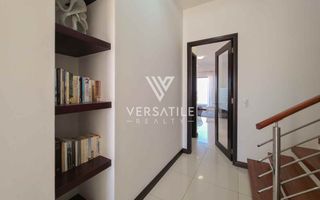 4 Bedroom House For Sale in Afrodite Beach