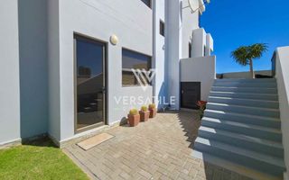 4 Bedroom House For Sale in Afrodite Beach