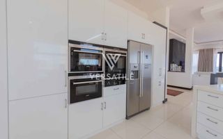 4 Bedroom House For Sale in Afrodite Beach
