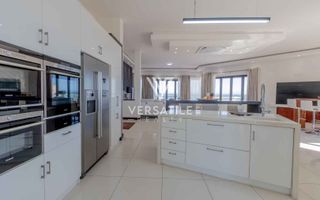 4 Bedroom House For Sale in Afrodite Beach