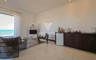 4 Bedroom House For Sale in Afrodite Beach