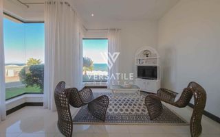 4 Bedroom House For Sale in Afrodite Beach