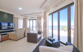 4 Bedroom House For Sale in Afrodite Beach