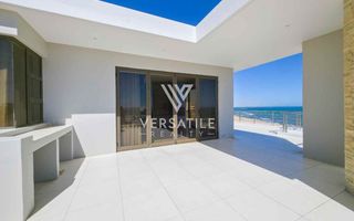 4 Bedroom House For Sale in Afrodite Beach