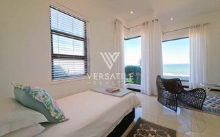 4 Bedroom House For Sale in Afrodite Beach