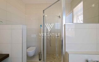 4 Bedroom House For Sale in Afrodite Beach