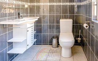 4 Bedroom House For Sale in Kramersdorf, Swakopmund