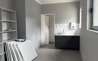 Office / Retail / Mixed Use To Rent in Erospark, Windhoek