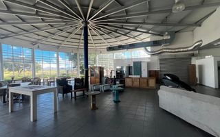 Office / Retail / Mixed Use To Rent in Southern Industrial A...