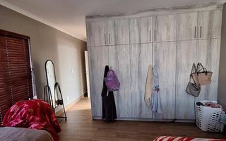 4 Bedroom House For Sale in Mile 4, Swakopmund